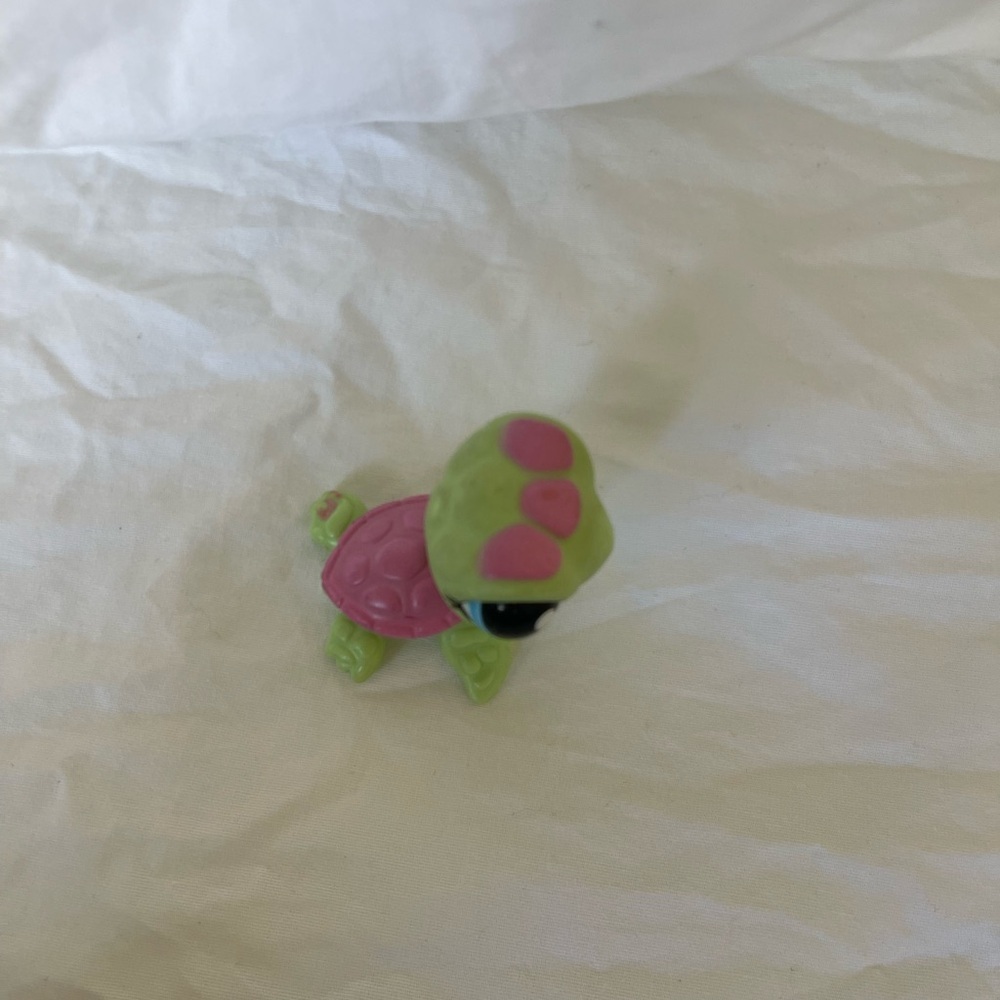 Littlest Pet Shop Sea Turtle #1910 - Picture 4 of 7